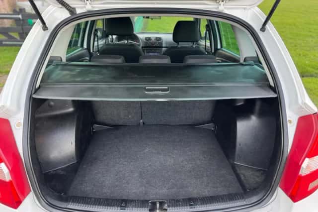 Škoda Fabia (2011) thumbnail 21