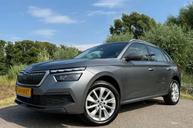 Škoda Kamiq (2023) thumbnail 1