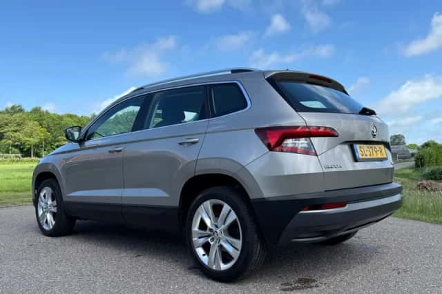 Škoda Karoq (2018) thumbnail 3