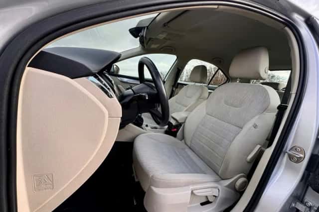 Škoda Octavia (2014) thumbnail 26