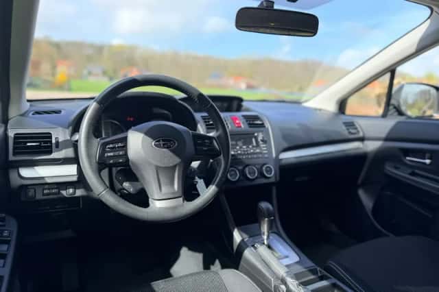 Subaru XV (2012) thumbnail 10