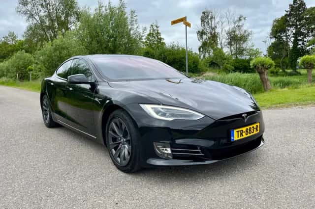 Tesla Model S (2018) thumbnail 6