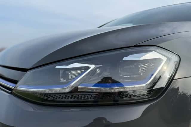 Volkswagen E-Golf (2020) thumbnail 20