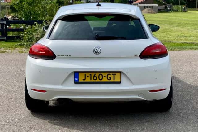 Volkswagen Scirocco (2014) thumbnail 16