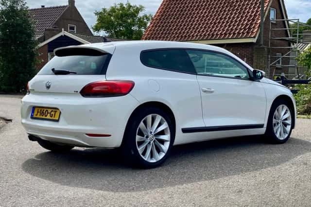 Volkswagen Scirocco (2014) thumbnail 6