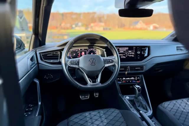 Volkswagen TAIGO (2023) thumbnail 2