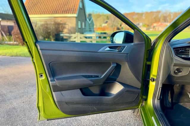 Volkswagen TAIGO (2023) thumbnail 25