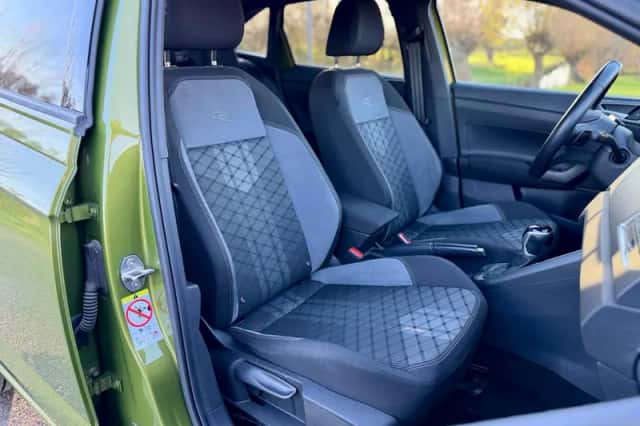 Volkswagen TAIGO (2023) thumbnail 4