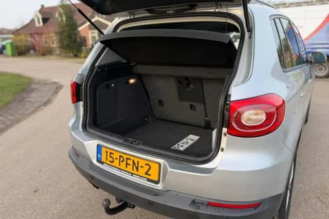 Volkswagen Tiguan (2011) thumbnail 22