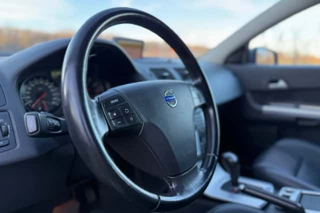 Volvo C30 (2010) thumbnail 17