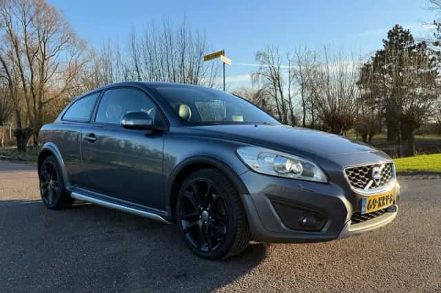 Volvo C30 (2010) thumbnail 32