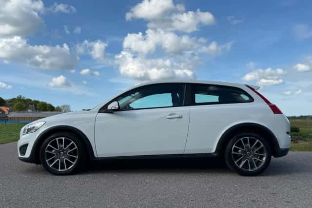 Volvo C30 (2012) thumbnail 2