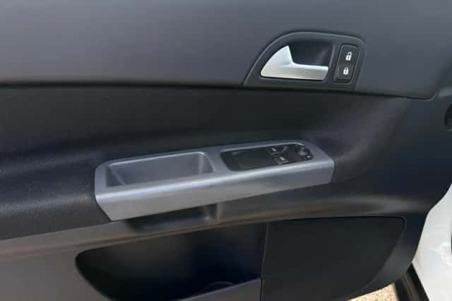 Volvo C30 (2012) thumbnail 15