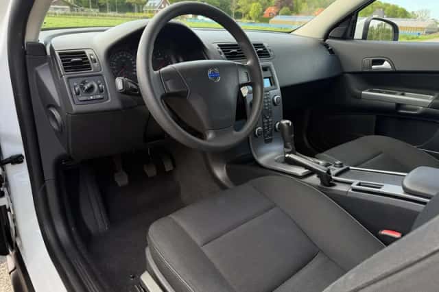 Volvo C30 (2012) thumbnail 4