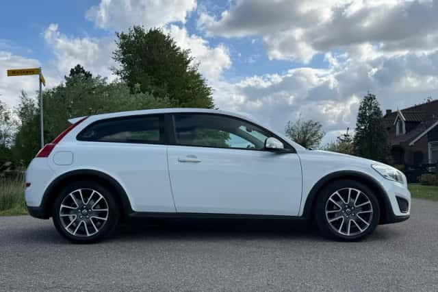 Volvo C30 (2012) thumbnail 33