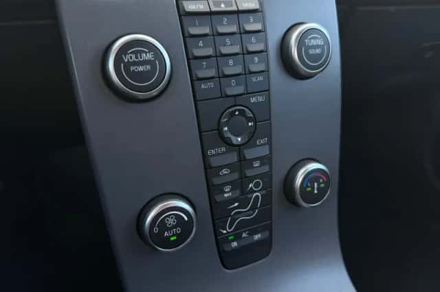Volvo C30 (2012) thumbnail 7