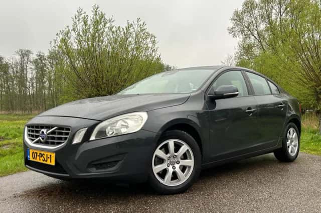 Volvo S60 (2011)