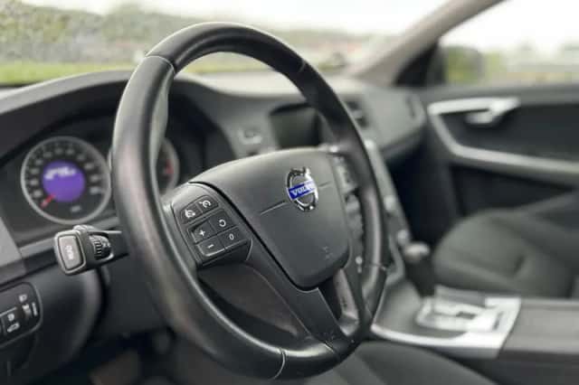 Volvo S60 (2011) thumbnail 21