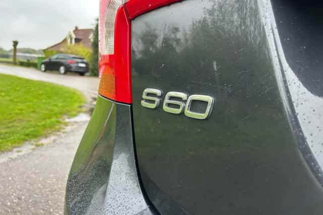 Volvo S60 (2011) thumbnail 9