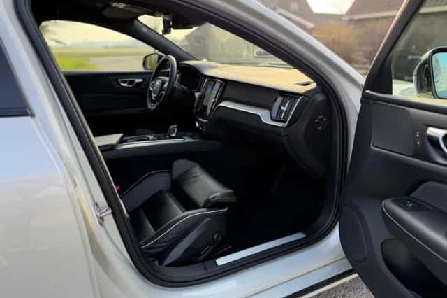 Volvo S60 (2022) thumbnail 26