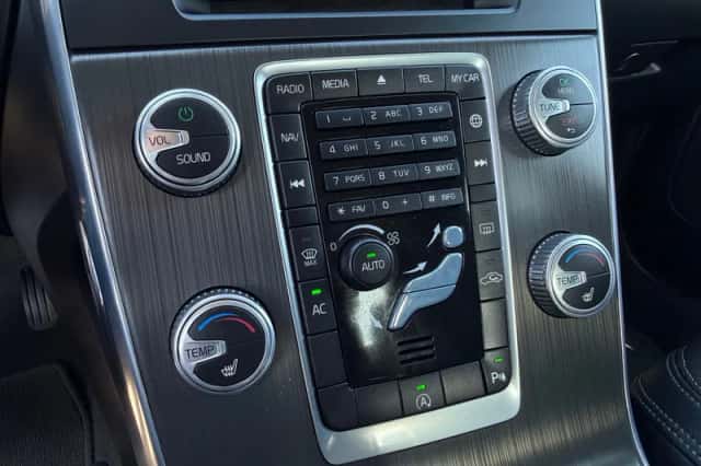 Volvo S60 (2016) thumbnail 7