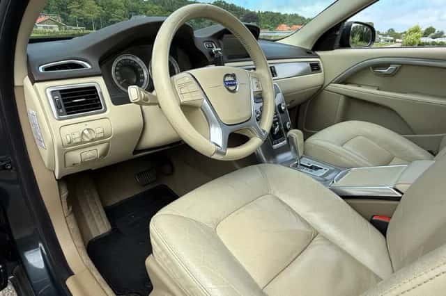 Volvo S80 (2011) thumbnail 4