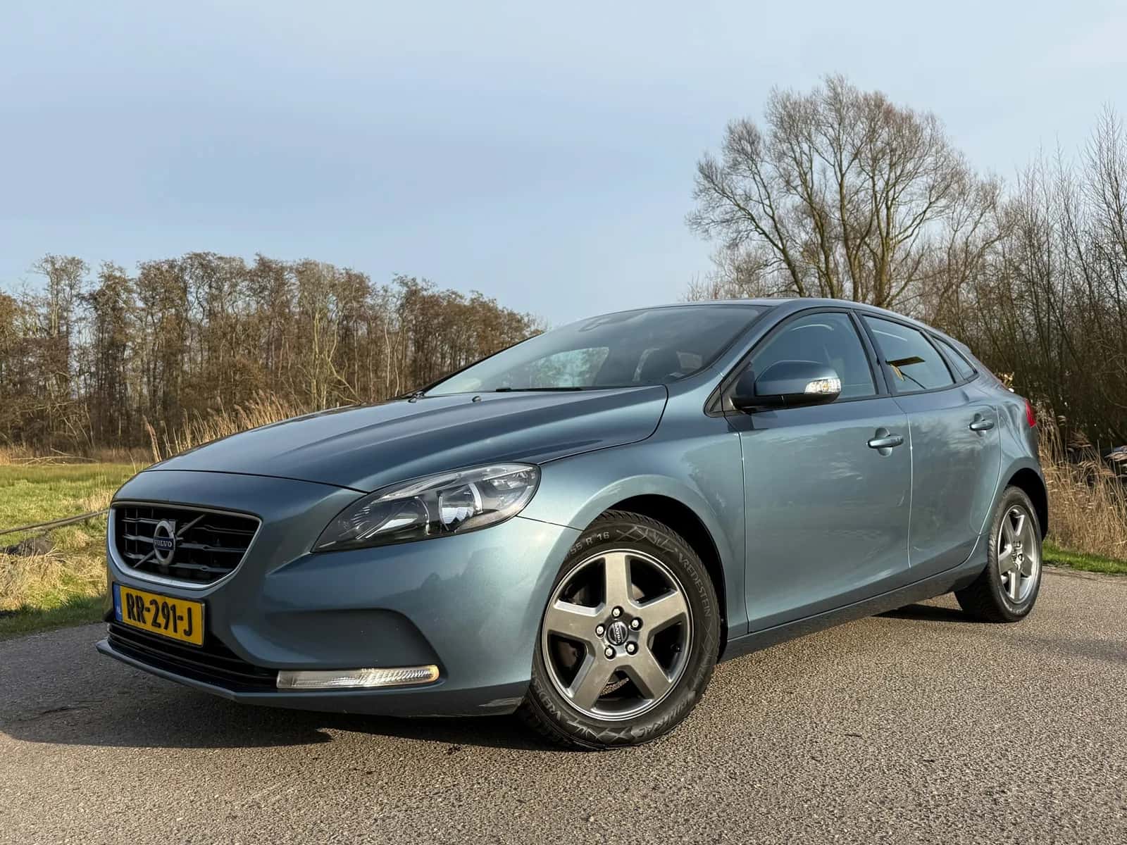 Volvo V40 (2013) — foto 1