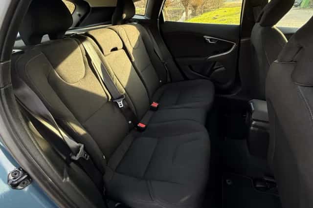 Volvo V40 (2013) thumbnail 12