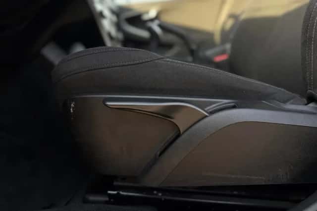 Volvo V40 (2013) thumbnail 13