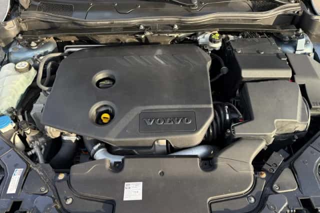 Volvo V40 (2013) thumbnail 20