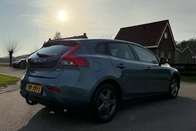 Volvo V40 (2013) thumbnail 31