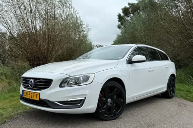 Volvo V60 (2015)