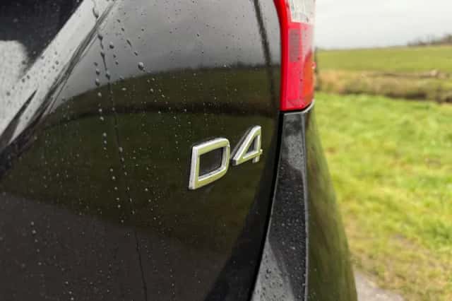 Volvo V60 (2017) thumbnail 31