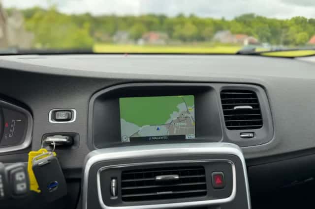Volvo V60 (2016) thumbnail 20