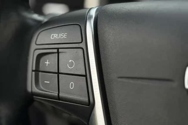 Volvo V70 (2014) thumbnail 15