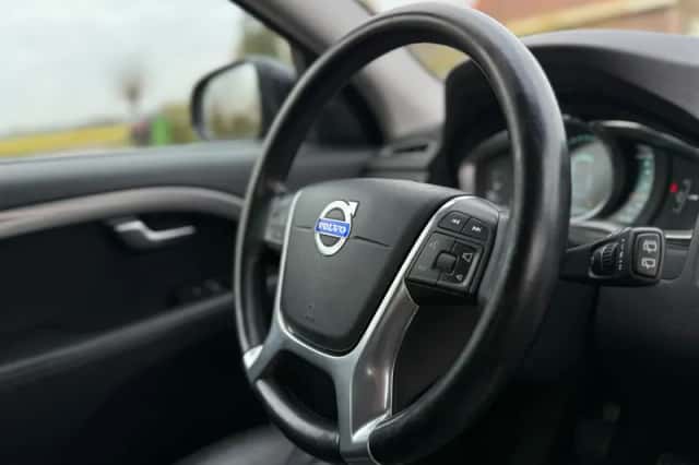 Volvo V70 (2014) thumbnail 16