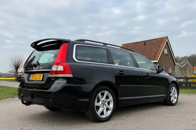 Volvo V70 (2014) thumbnail 33