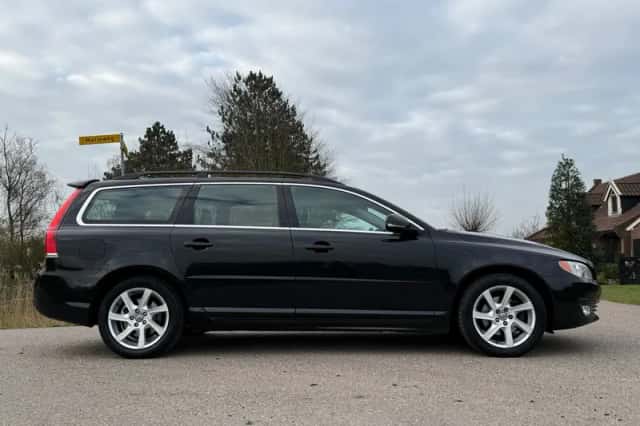 Volvo V70 (2014) thumbnail 34