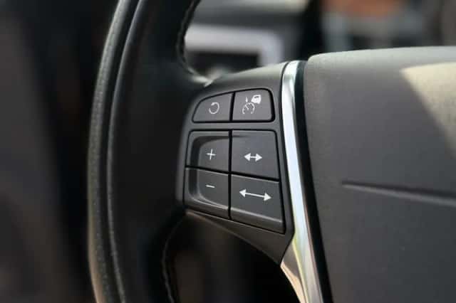 Volvo V70 (2015) thumbnail 19