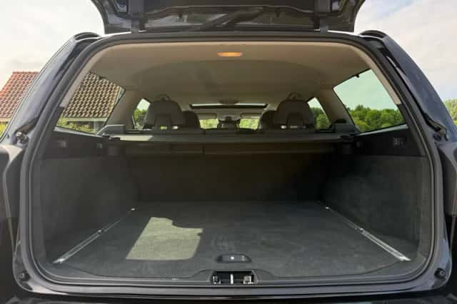 Volvo V70 (2015) thumbnail 25