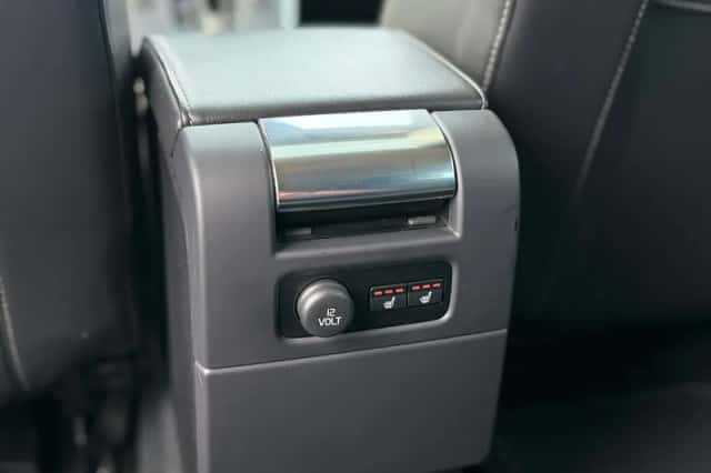 Volvo V70 (2015) thumbnail 9
