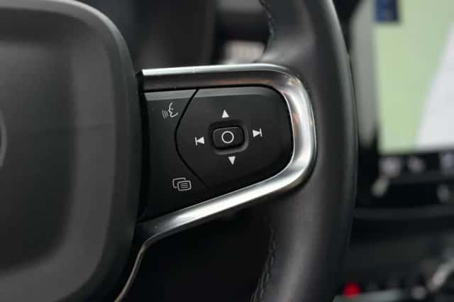 Volvo XC40 (2021) thumbnail 17