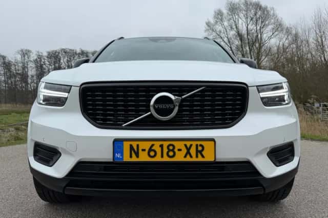 Volvo XC40 (2021) thumbnail 19