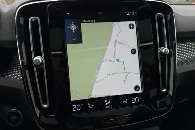 Volvo XC40 (2021) thumbnail 5