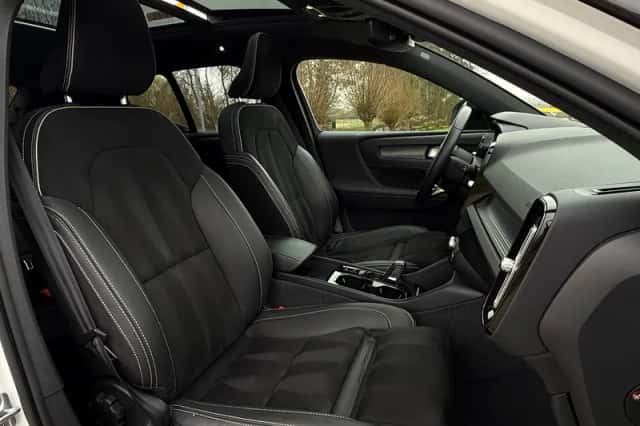 Volvo XC40 (2021) thumbnail 10