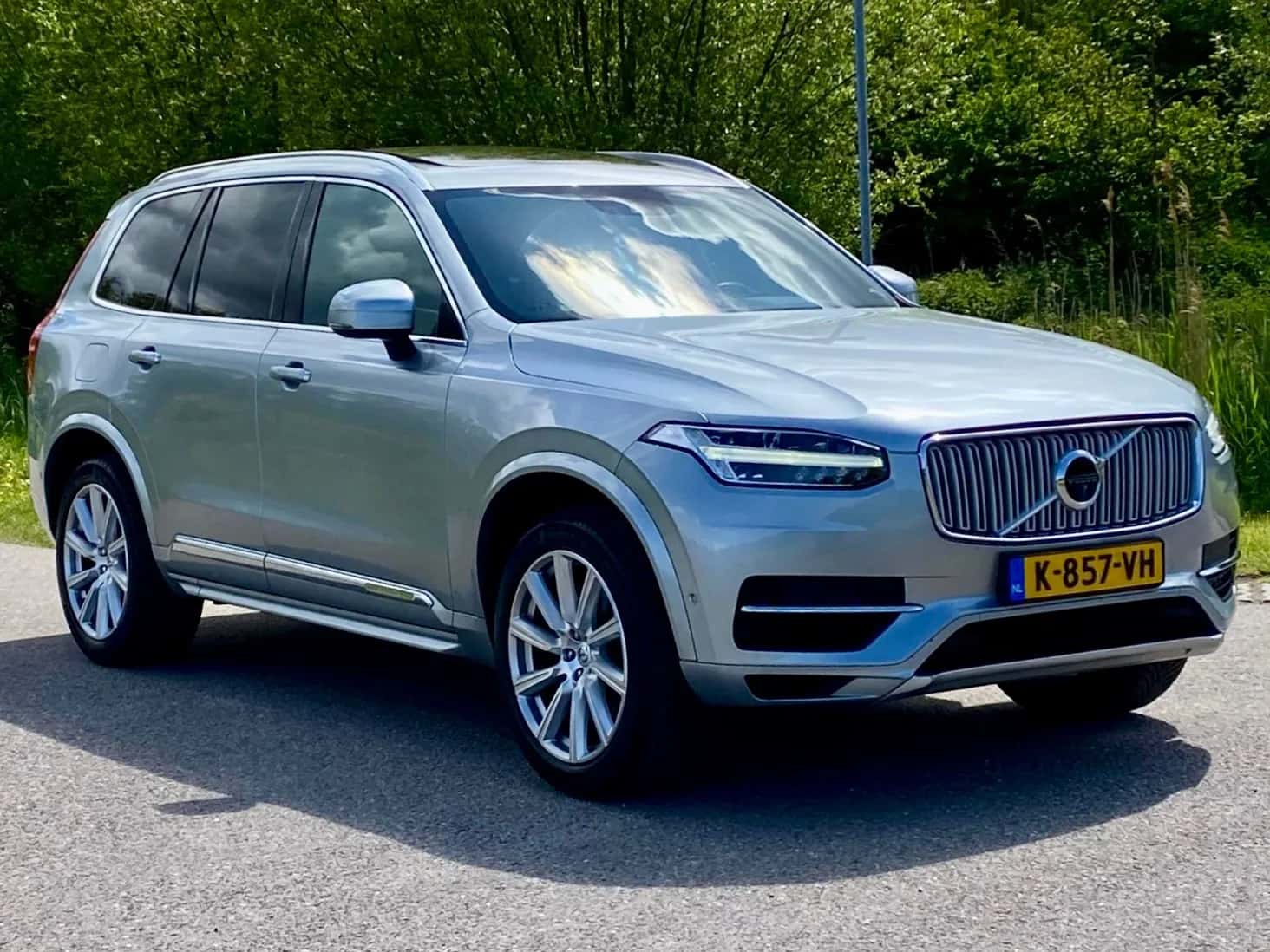 Volvo XC90 (2017) — foto 1