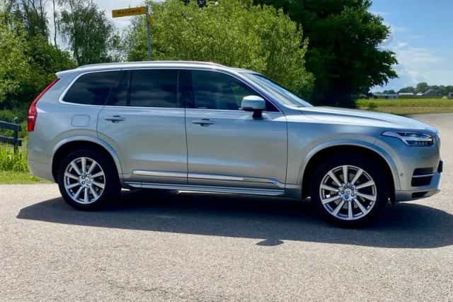 Volvo XC90 (2017) thumbnail 24