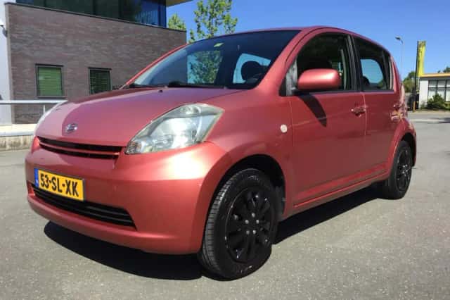 Daihatsu Sirion 2 (2006) thumbnail 1