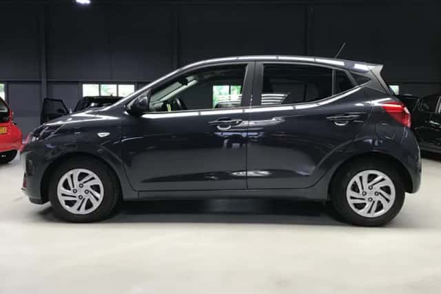 Hyundai i10 (2022) thumbnail 4