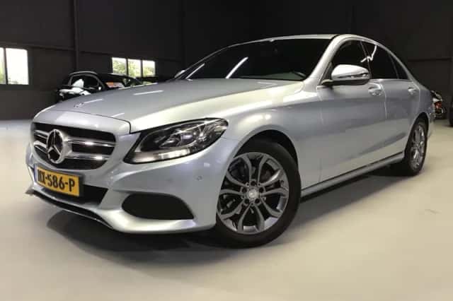 Mercedes-Benz C-Klasse (2015) thumbnail 1